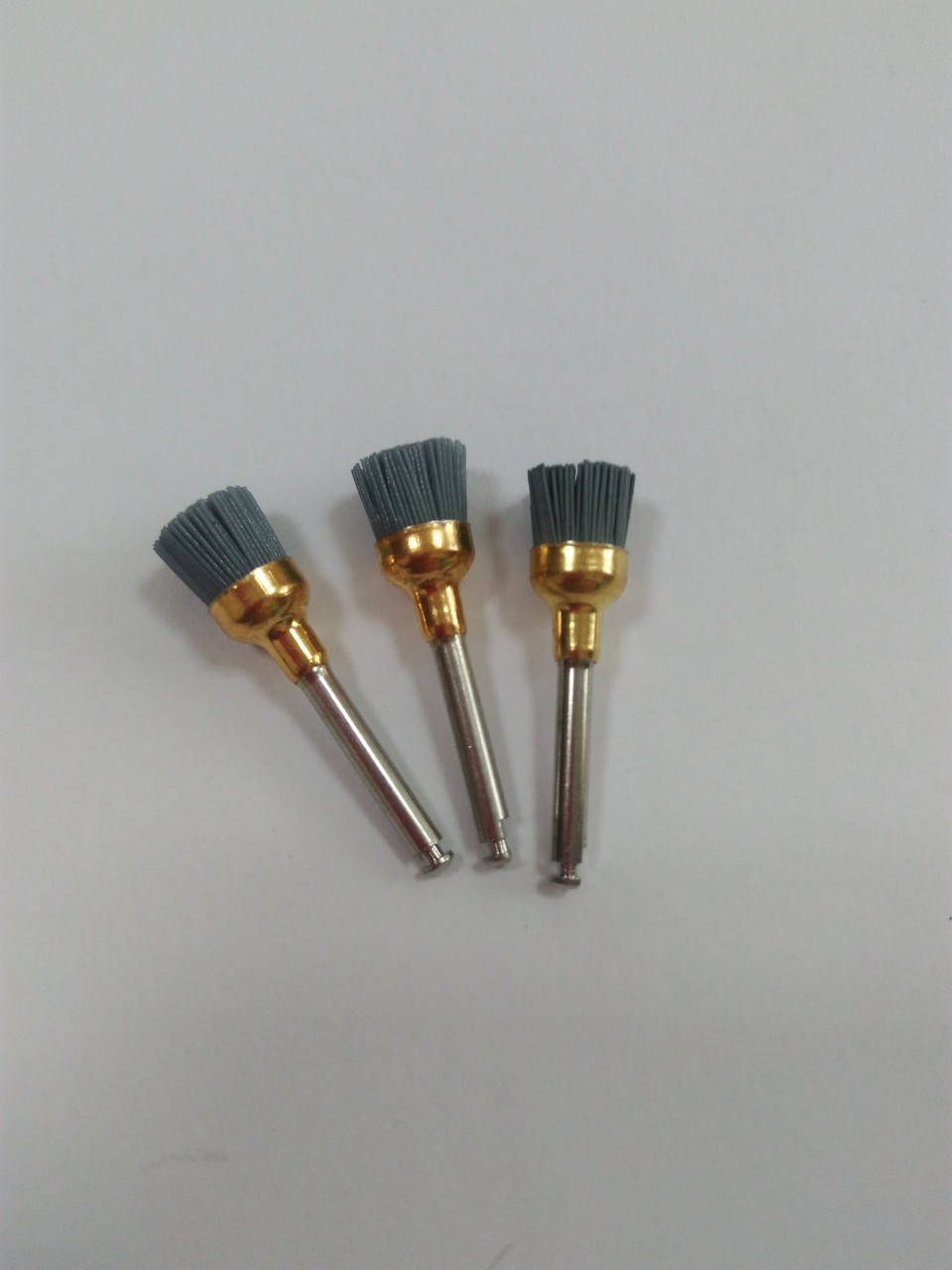 

Щетка синтетическая для угл. нак-ка. Серая с абразивом широкая