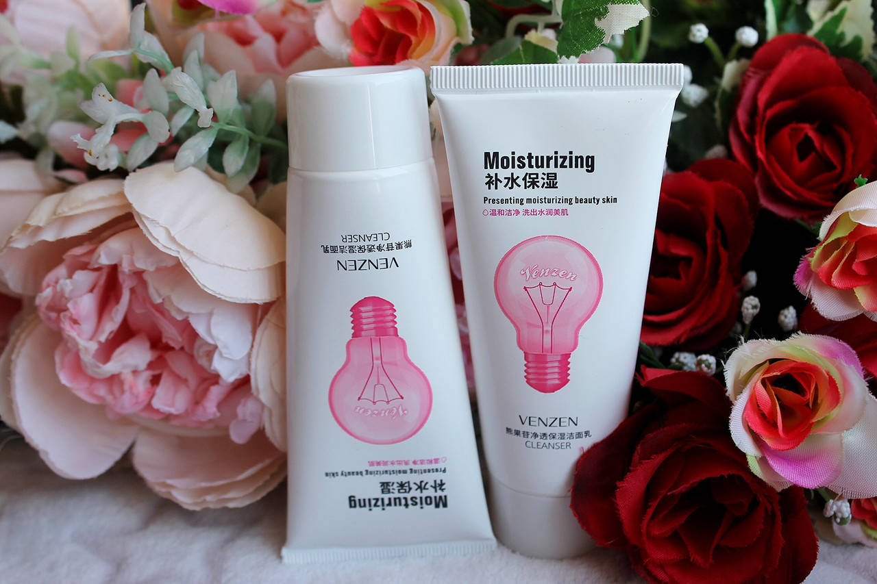 

Пенка для умывания Venzen Arbutin Moisturizing с арбутином 60 g