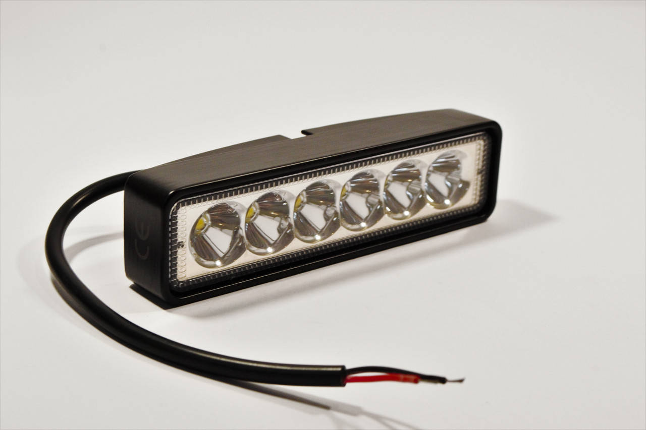 

Светодиодная LED фара 30Вт (светодиоды 5w x6шт) Белый свет новый образец, Черный