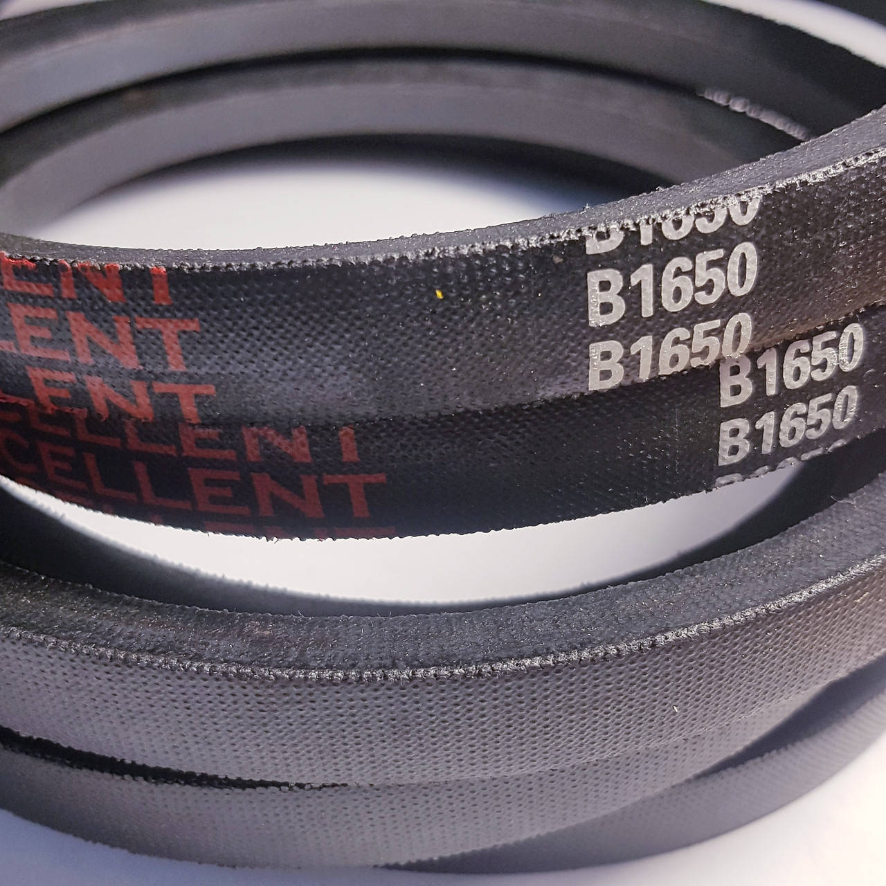 

Ремень приводной клиновой В (17х11)-1650 EXCELLENT