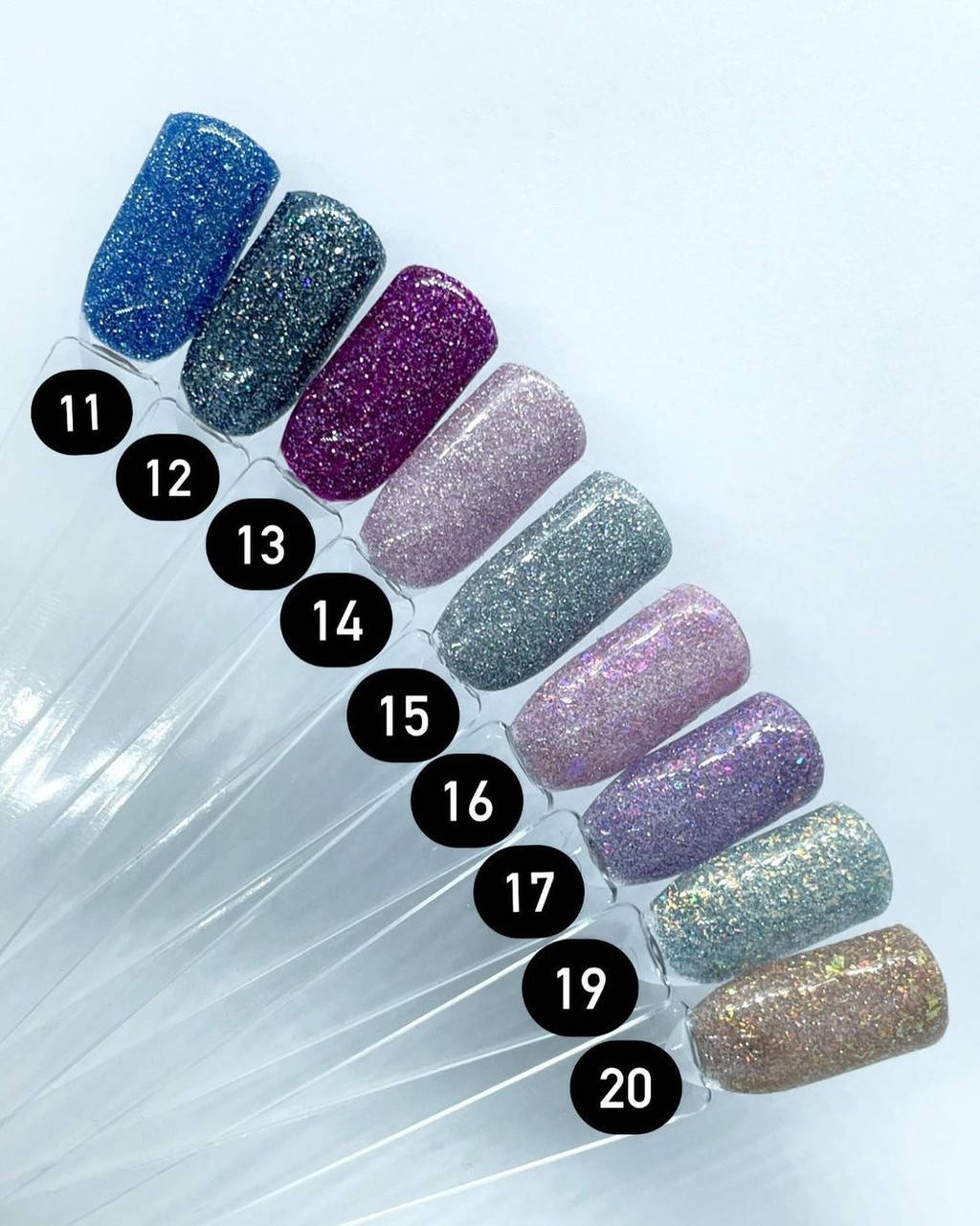 

№14 Светоотражающий гель лак Saga fiery