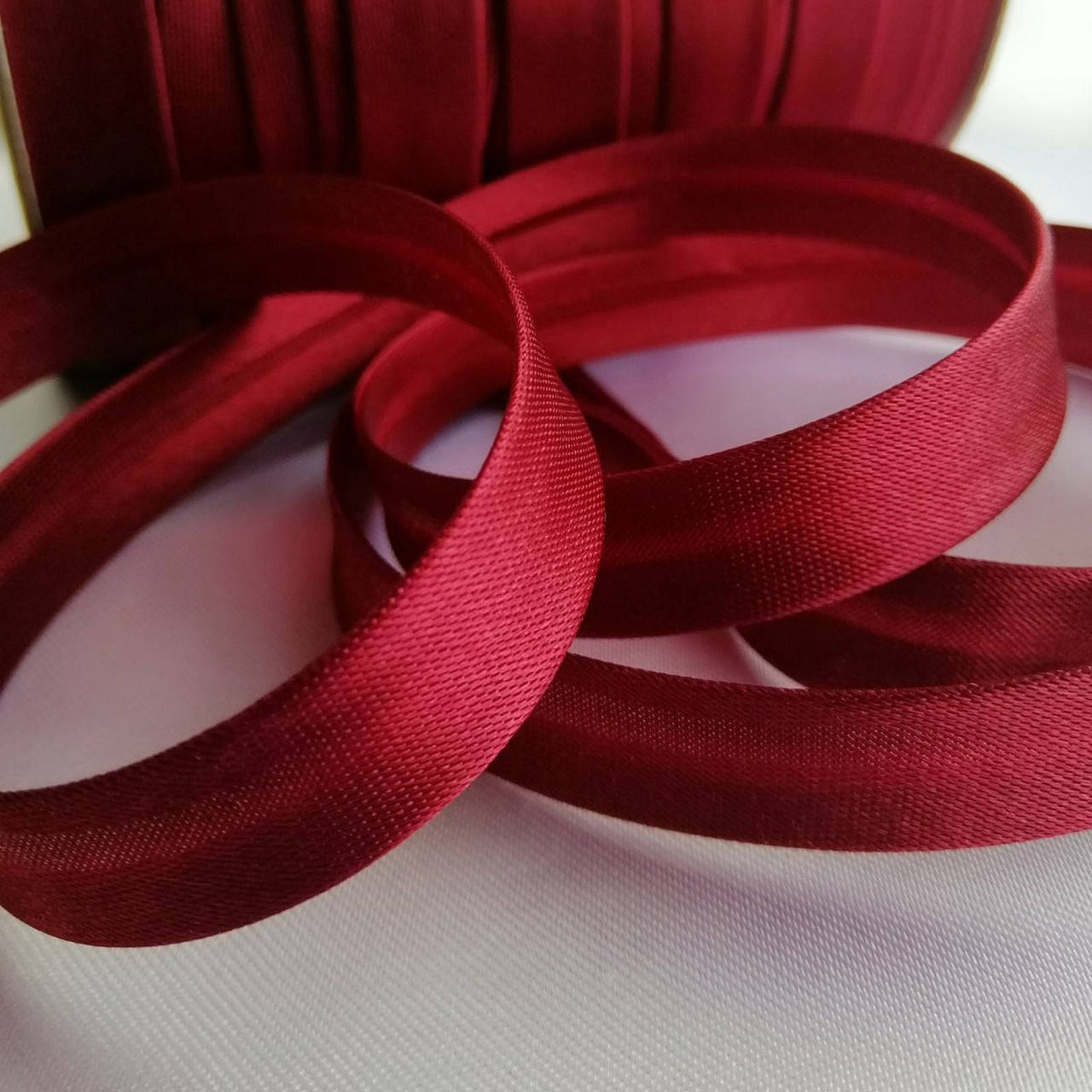 

Коса бейка атласна 15мм, бордова, Бордовый