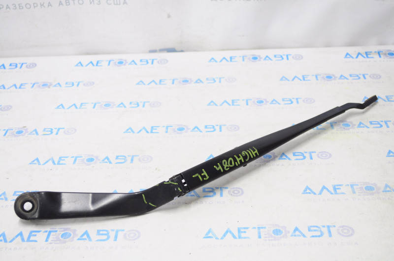 

Поводок дворника лев Toyota Highlander 08-13 85221-48120 Тойота Хайлендер 2008-2013