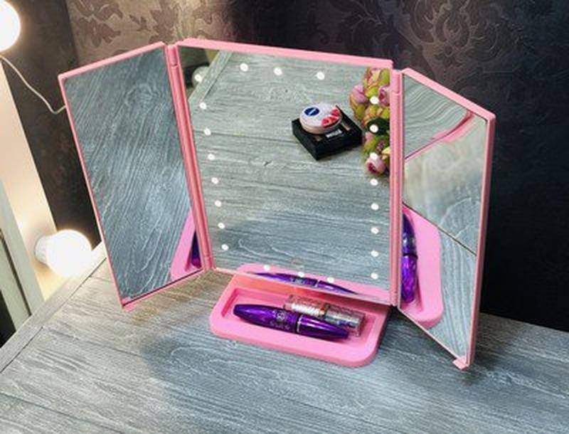 

Зеркало с Led подсветкой Superstar Magnifying Mirror NN Розовый