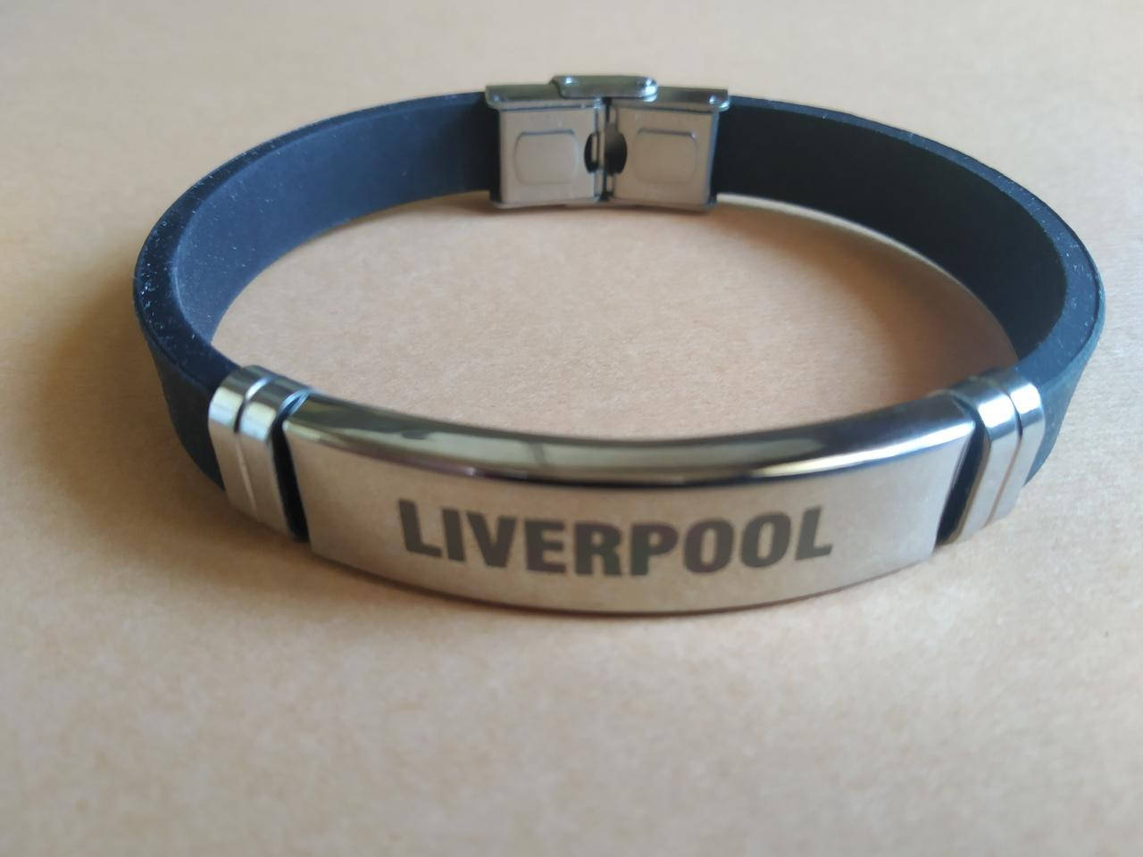 

Силиконовый браслет с гравировкой "FC Liverpool" (ФК Ливерпуль), Коричневый