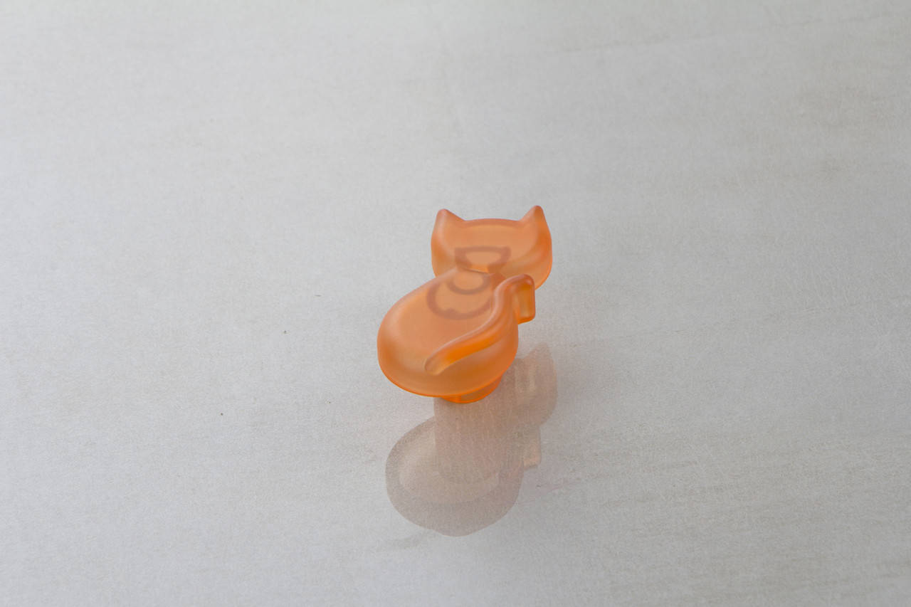 

Мебельная ручка "Котенок" Poliplast РП-10 прозрачный оранжевый