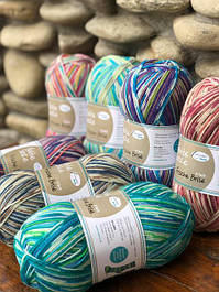 Шкарпеткова пряжа RELLANA секційного фарбування ,75% шерсть 25% поліамід,420м/100г