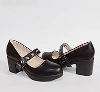 Женские туфли,на удобном устойчивом каблуке, и небольшой платформе, в черном цвете в классическом стиле