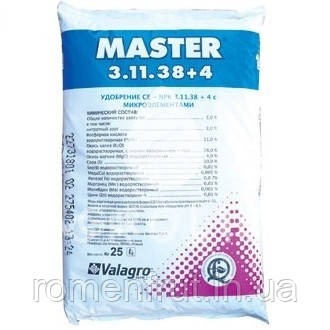 Добриво Master 3+11+38+4 (коричневий)