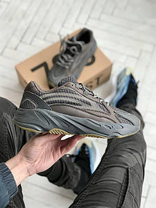 Чоловічі Кросівки Adidas Yeezy Boost 700 Brown 45