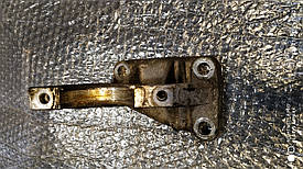 Кронштейн півосі Рено Кліо 3 б / в