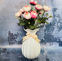Настільна ваза Керамклуб Лілія h 22 см у білому кольорі