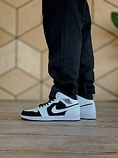 Чоловічі кросівки Air Jordan 1 Mid White Black Tuxedo 554724-113, фото 3
