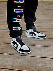 Чоловічі кросівки Air Jordan 1 Mid White Black Tuxedo 554724-113, фото 5