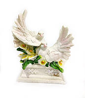 Статуетка "Голуби"