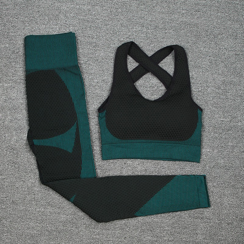 Спортивный женский костюм для фитнеса. Фитнес костюм тройка - лосины, топ, рашгард, размер S (зеленый) - фото 7 - id-p1380372061