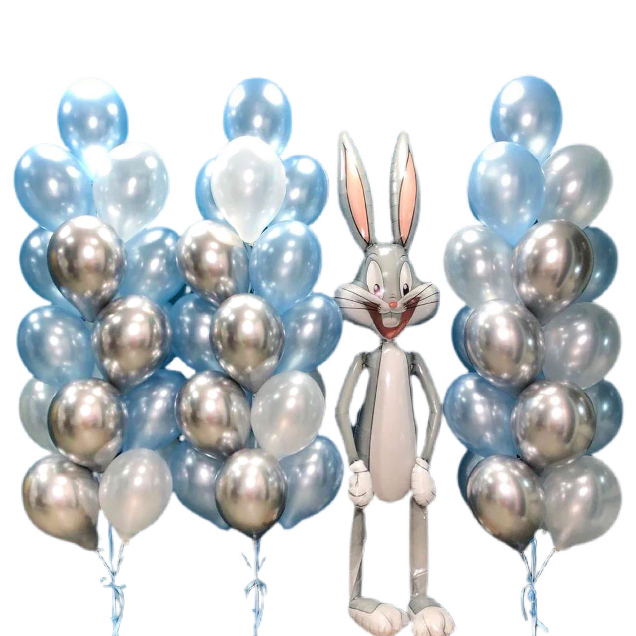 Оформлення кульками на день народження і ходяча фігура Багз Банні