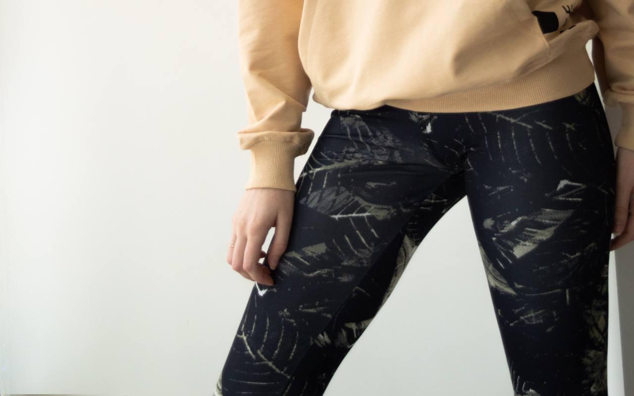 Спортивні жіночі S, M, L, XL.