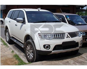 Бокове скло задніх дверей Mitsubishi Pajero Sport '08- праве (XYG)