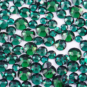 Стрази Сваровскі Mix Emerald-зелений (SS3,4,5,6,8,10) 1400шт