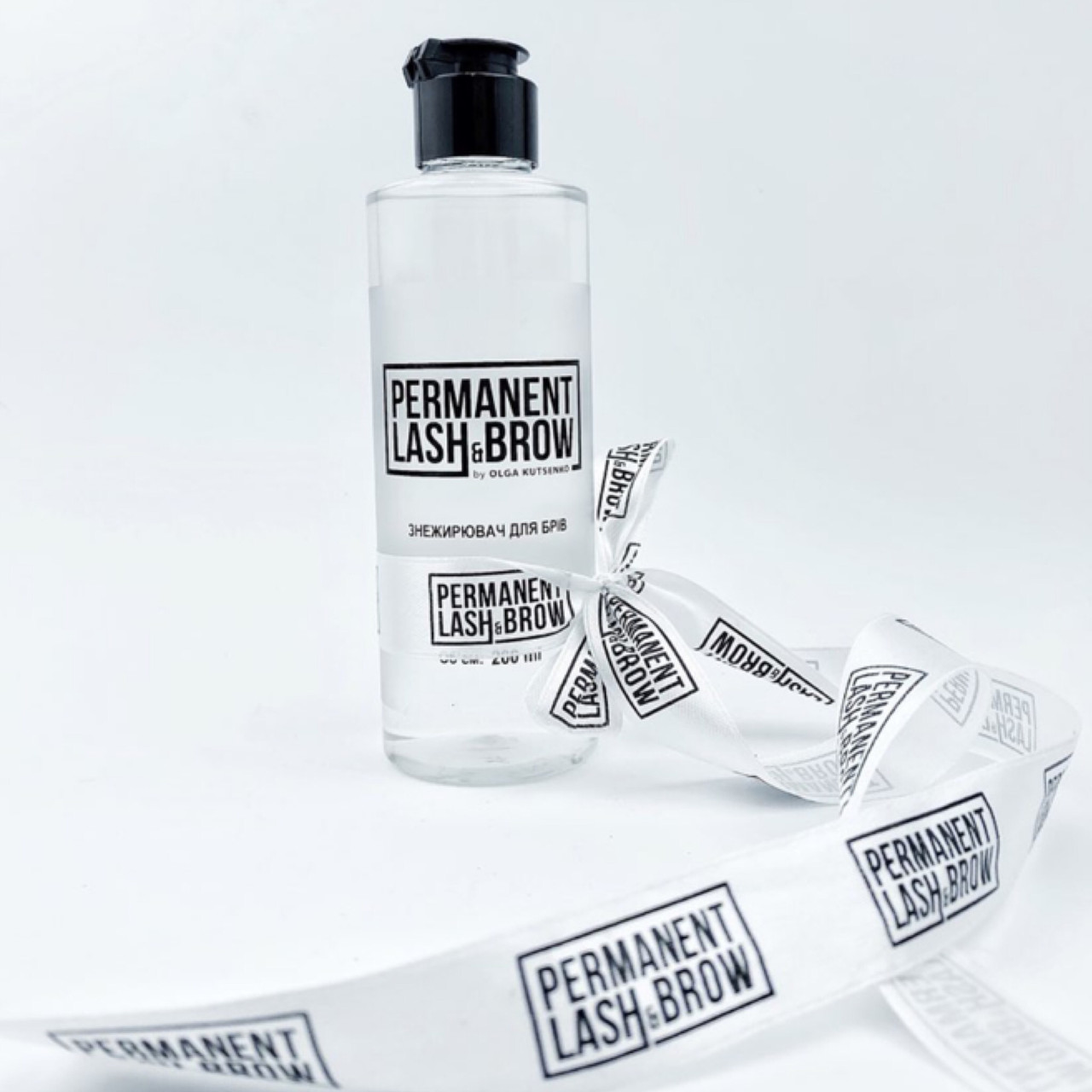 Знежирювач для брів "Permanent Lash And Brow", 200 мл