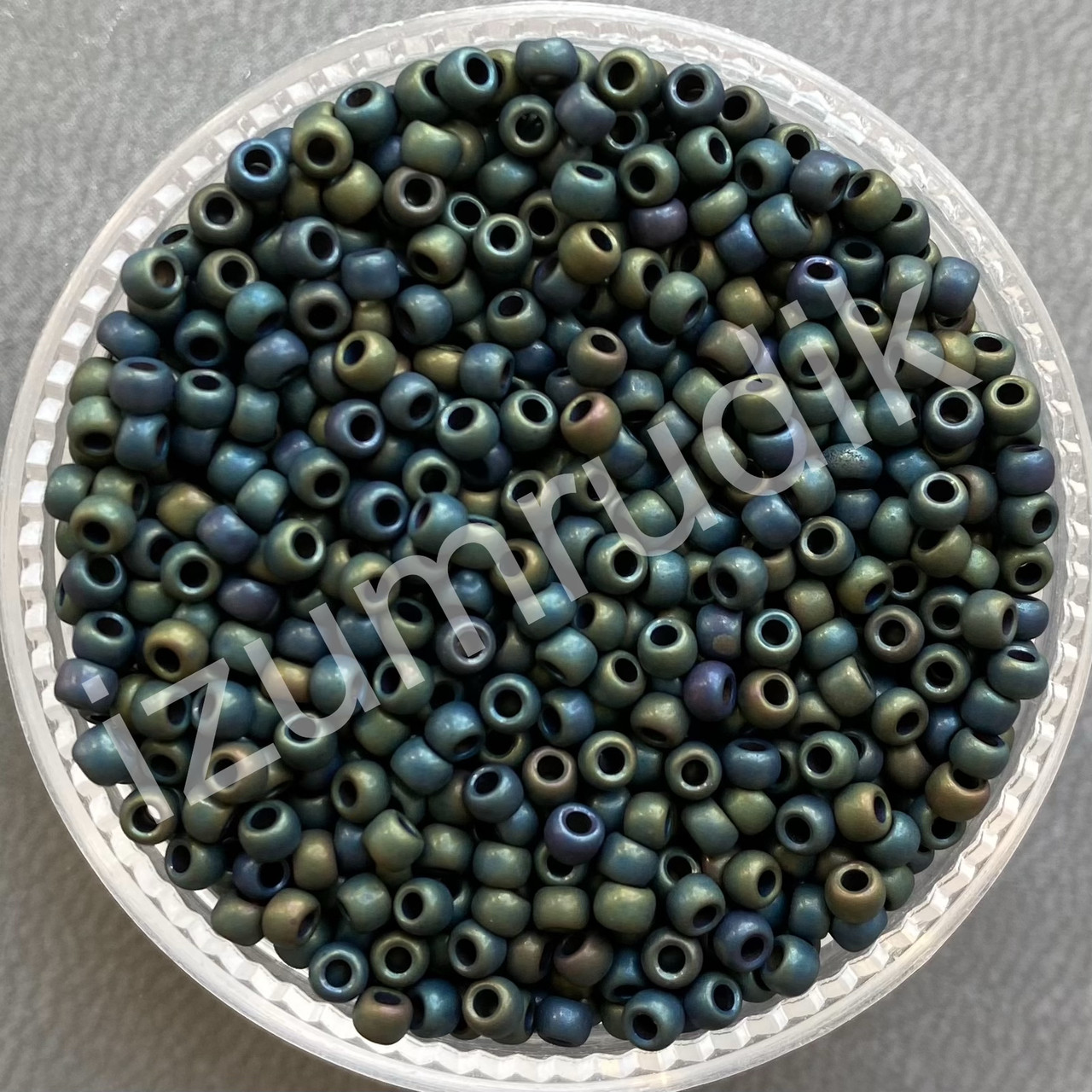 Бісер круглий TOHO TR-11-84F