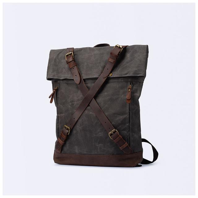 Чоловічий міський рюкзак вид спереду Чоловічий міський рюкзак вид спереду