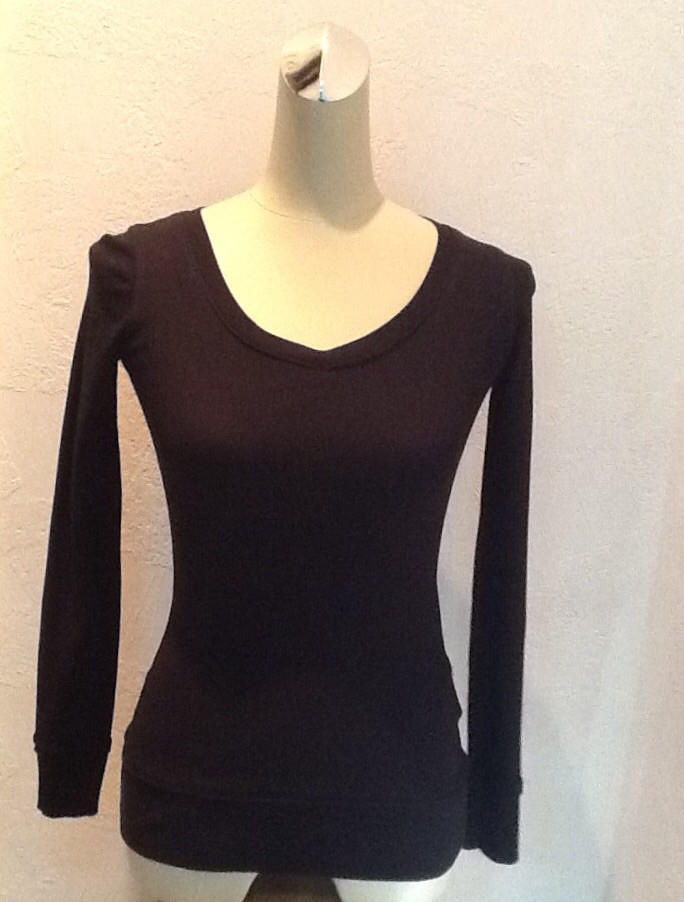 Толстовка світшот реглан жіночий довгий рукав чорна з вирізом, фото 1