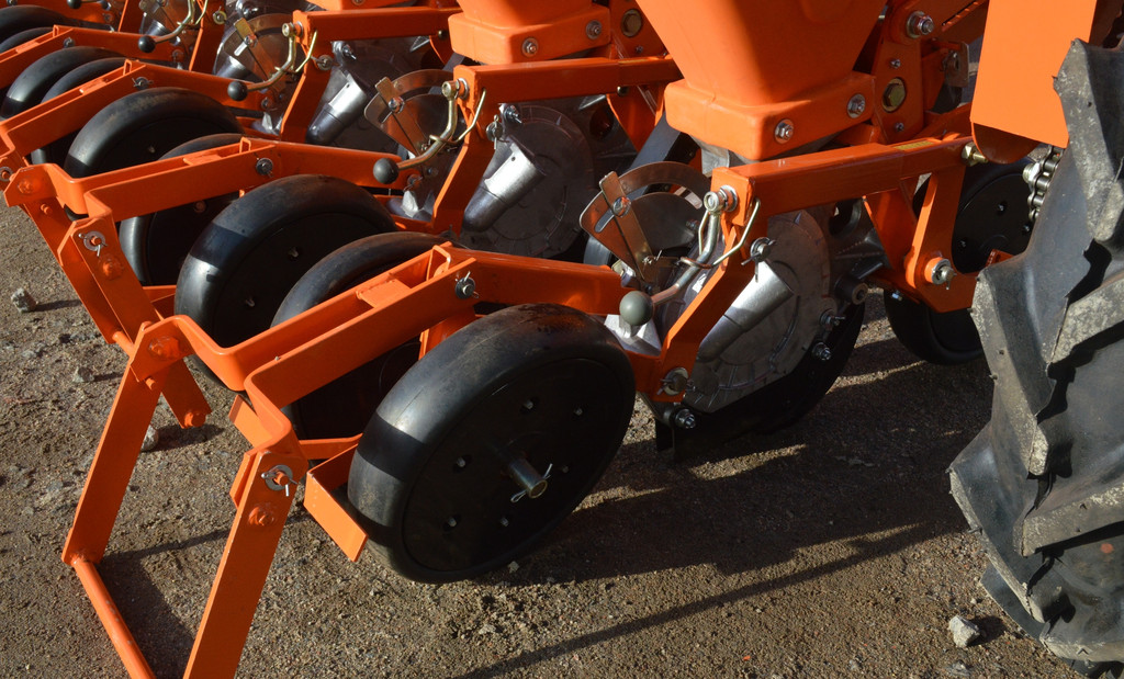 Сеялка точного высева ВЕСНА-12 (УПС-12) 5