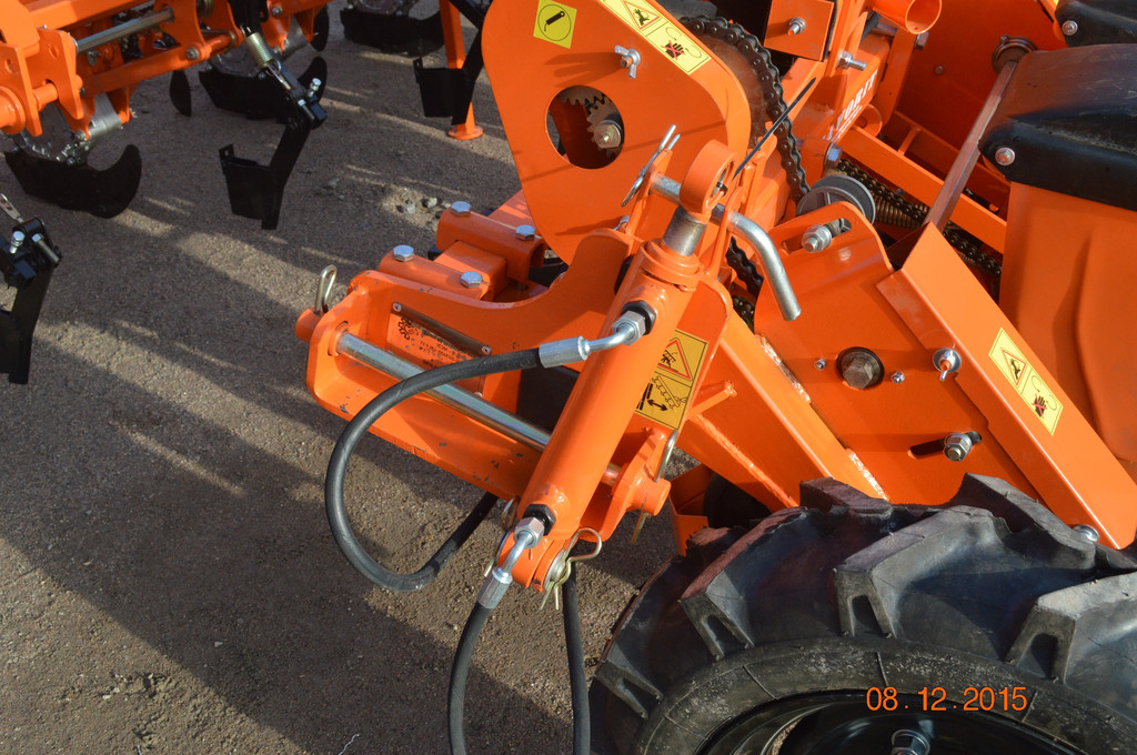 Сеялка точного высева ВЕСНА-12 (УПС-12) 12