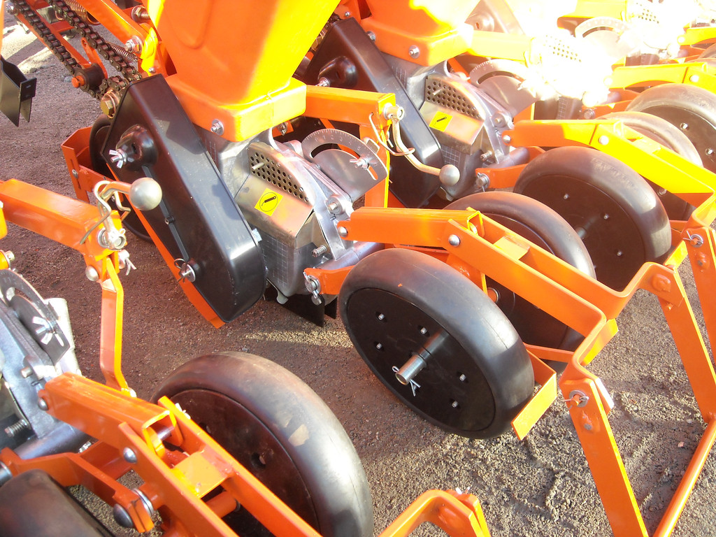 Сеялка точного высева ВЕСНА-12 (УПС-12) 14