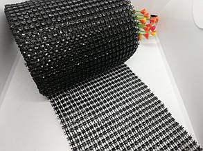 Шина декор. 24 ряду. Ширина 15 см. Ціна за 0.5 метр. Колір чорний.