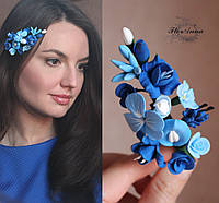 Синяя заколка для волос с цветами из полимерной глины «Воздушный аромат»