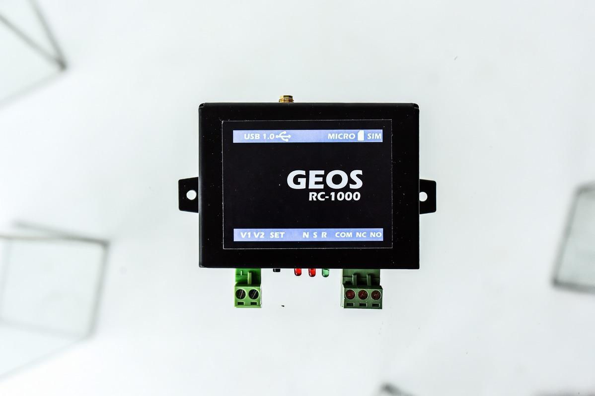 GSM - контролер Geos RC-1000