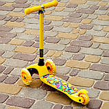 Самокат дитячий складаний триколісний з колесами з підсвіткою Жовтий, фото 2