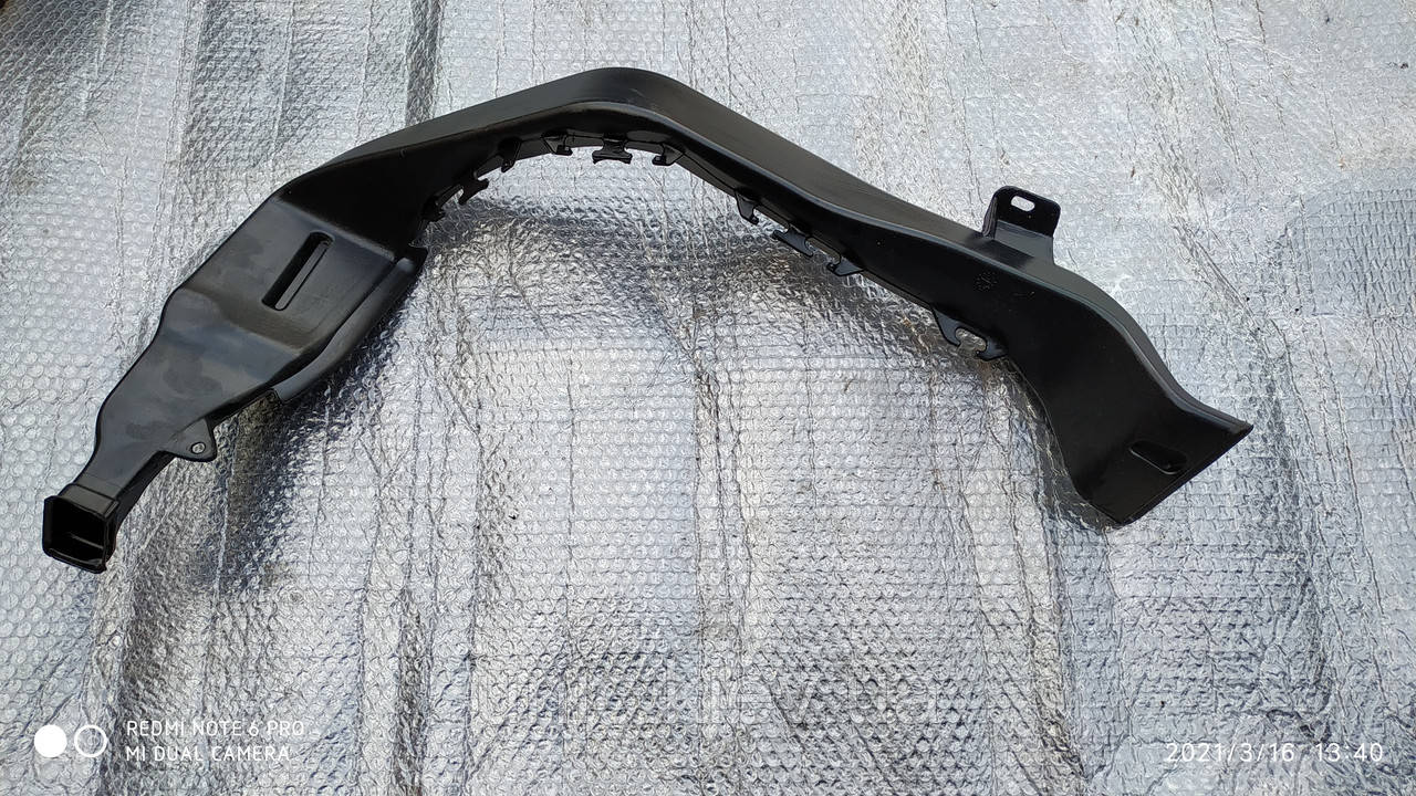 Повітропровід під сидіння водія правий Рено Меган 3 / Сценік 3 б /в