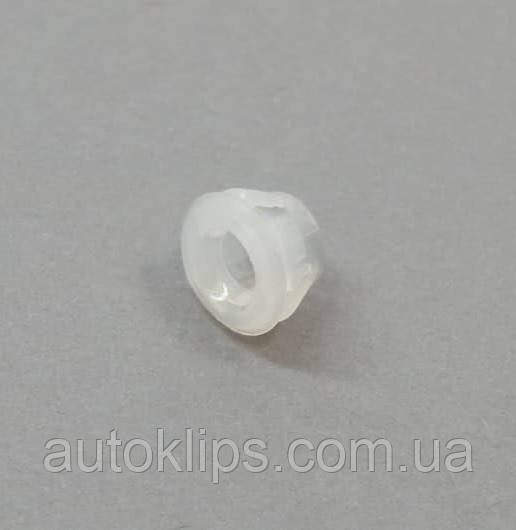 Клипса креплення молдинга, обшивки BMW 3 E30 / 5 E34 E39 / 7 E32 E38 E65 E66 E67 / 8 E31 (51131934160)