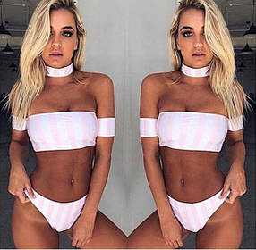 Стильний купальник у смужку з чокером