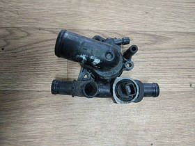 Термостат Renault Trafic, Opel Vivaro 2.0, 2006-2011, 8200656419 (Б/У)