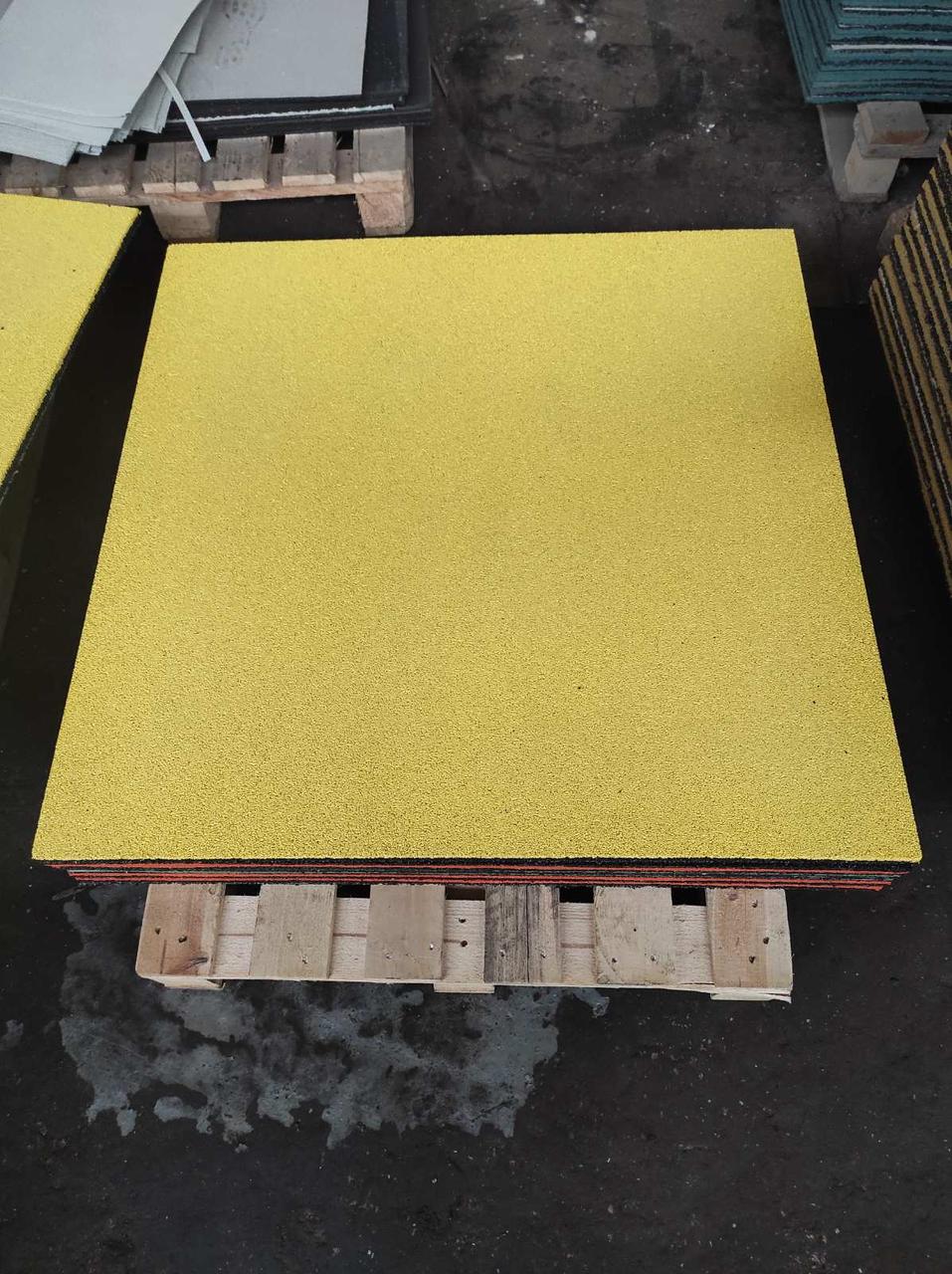 Гумова плитка з EPDM крихти. Жовта 20 мм.