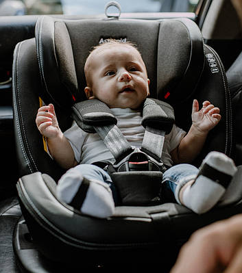 Автокрісло від народження до 12 років Вага до 36 кг ISOFIX Top Tether CARRELLO Asteroid CRL-12801 Lunar Biege!