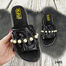 Шльопанці жіночі шкіряні чорні