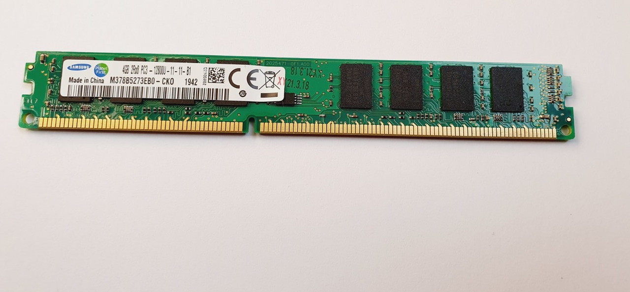 Samsung  4Gb DDR3 1600 Mhz Intel/AMD LP  Оперативна пам'ять