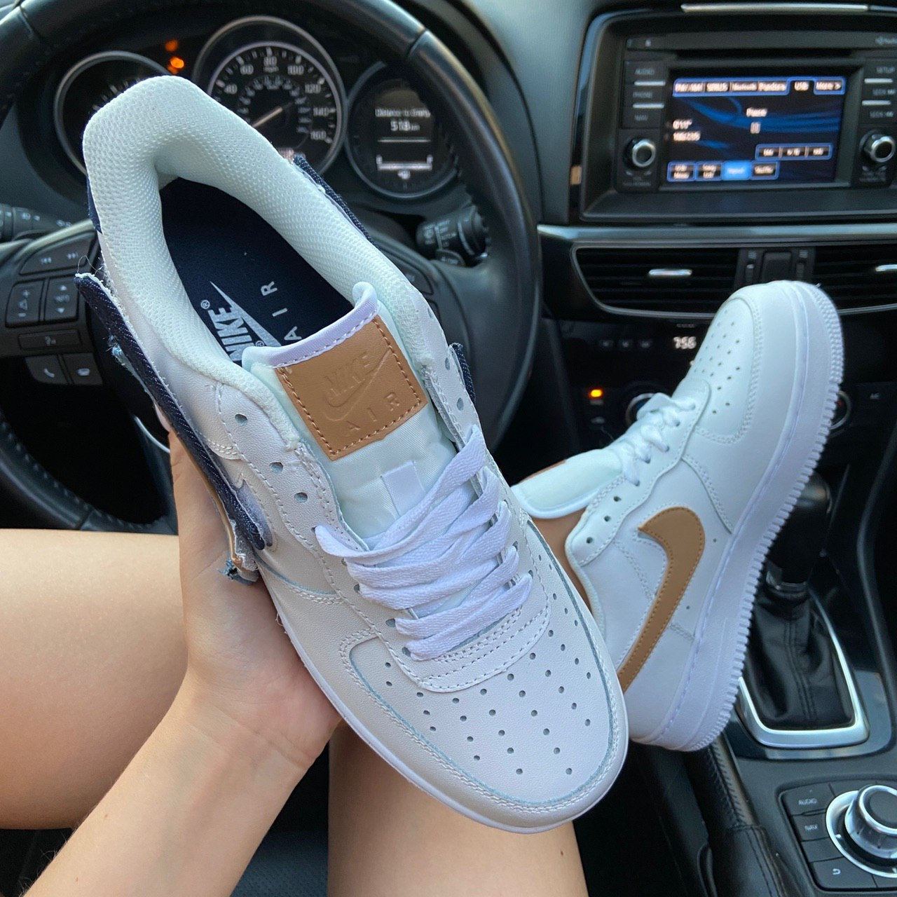 Nike air force 1 removable swoosh pack deals