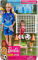 Кукла Барби тренер по по футболу - Barbie Soccer Coach Playset with 2 Dolls GLM47 Оригинал