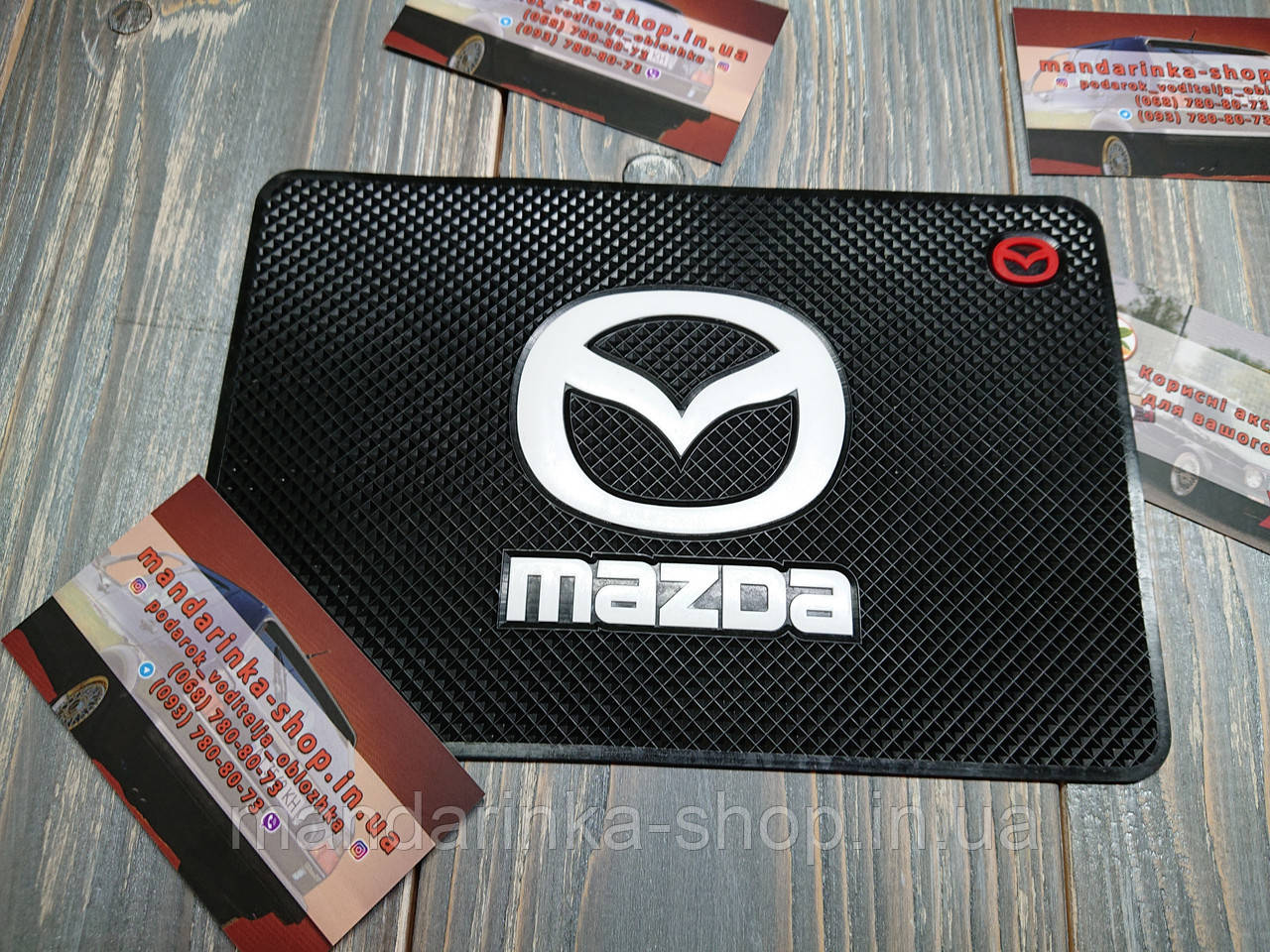 Антискользящий коврик на панель авто Mazda (Мазда) - фото 2 - id-p1383792389
