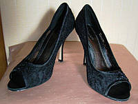 Туфлі жіночі на підборах чорні Phase Eight (розмір 38)