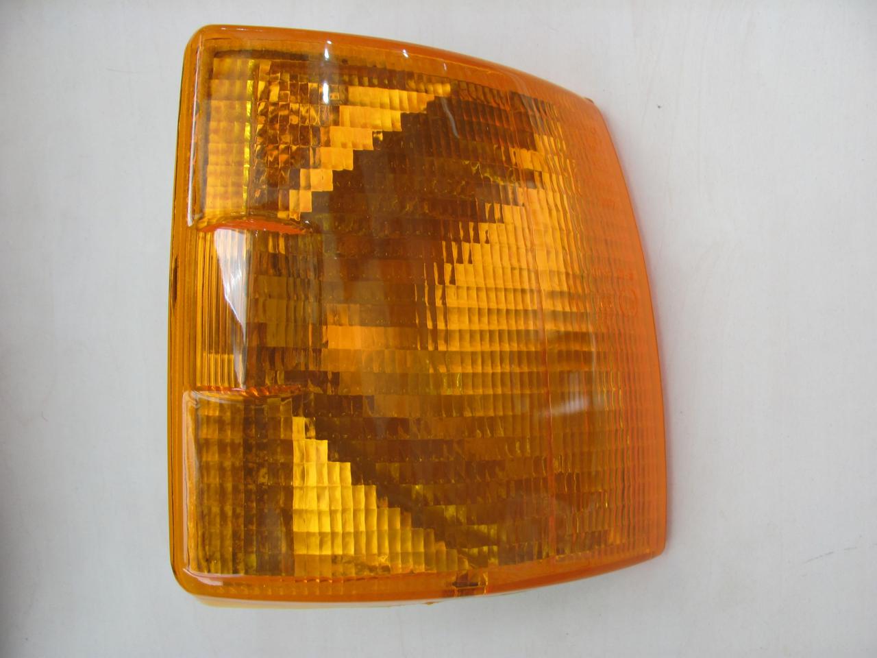 Покажчик повороту жовтий правий Volkswagen T4 | R | DEPO 441-1510R-UE
