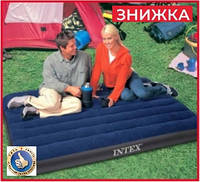 Надувний пляжний матрац із двома подушками та ручним насосом Інтенекс 137 см надувне ліжко для сну Intex