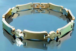 Браслет Аthena зі сталі. Позолота з лимонним відтінком. Довжина: 21 см. Ширина: 7 мм.